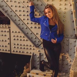 Meet your Posher, Bailey